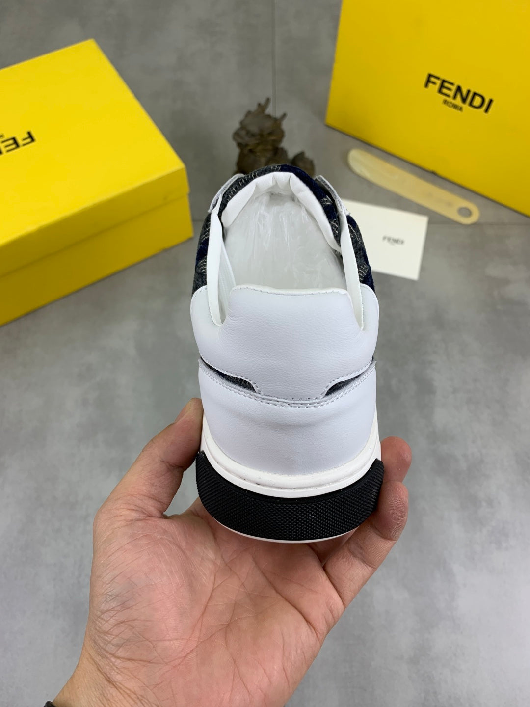 LuxluxHouse Best Quality Shoes Fendi