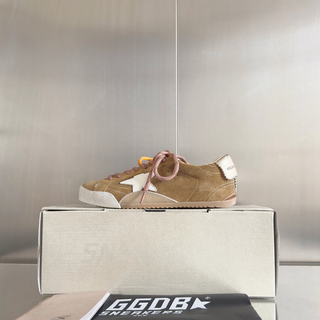 LuxluxHouse Best Quality Shoes Golden Goose
