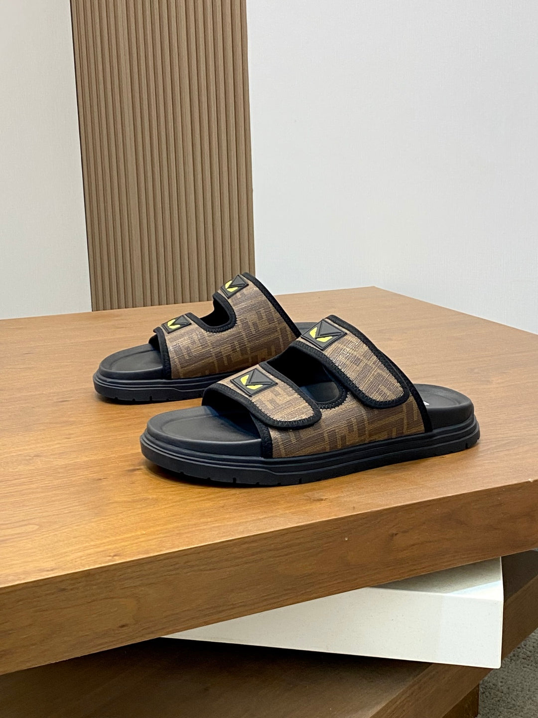 LuxluxHouse Best Quality Sandals Fendi