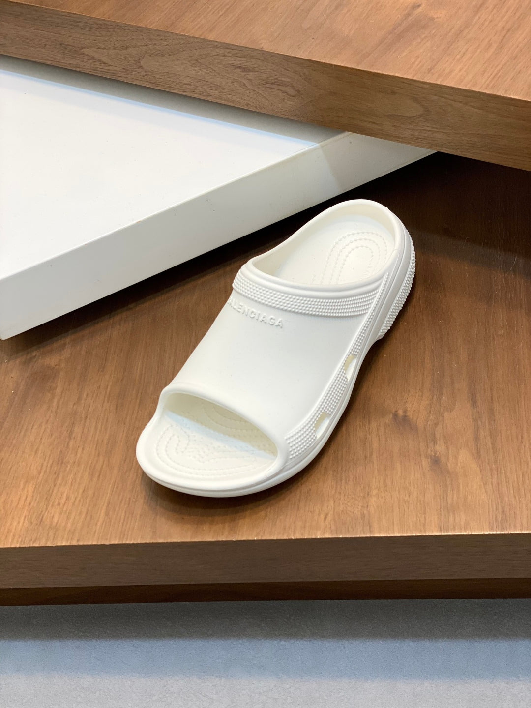 LuxluxHouse Best Quality Sandals Fendi
