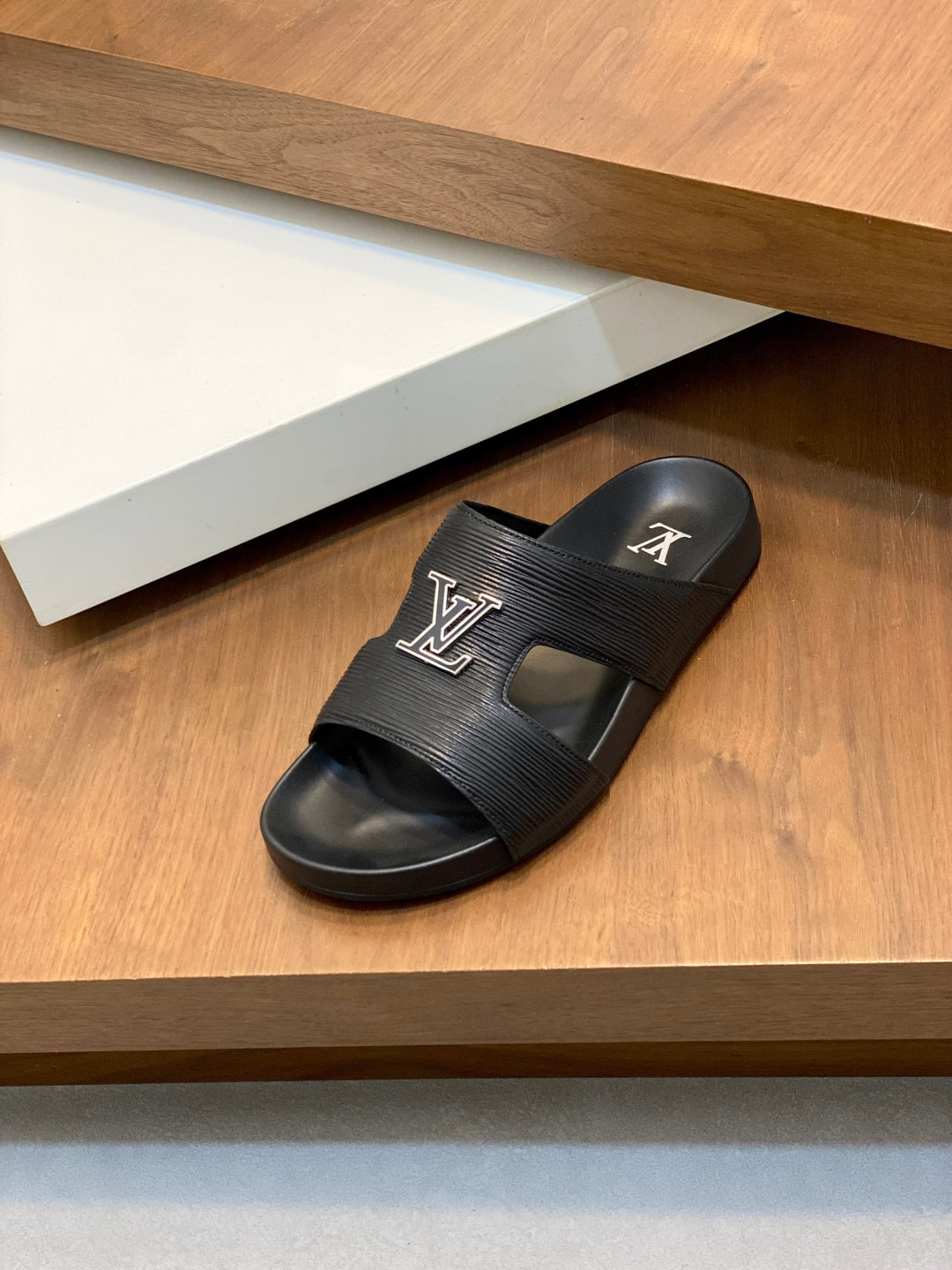 LuxluxHouse Best Quality Sandals Louis Vuitton