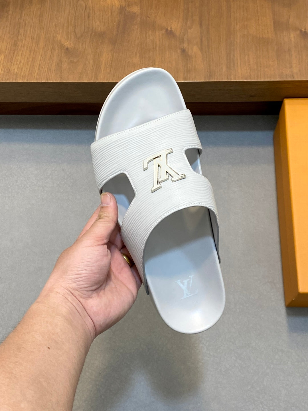 LuxluxHouse Best Quality Sandals Louis Vuitton