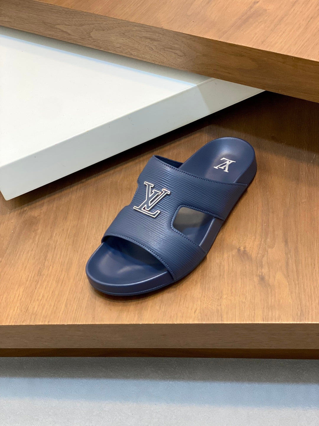 LuxluxHouse Best Quality Sandals Louis Vuitton