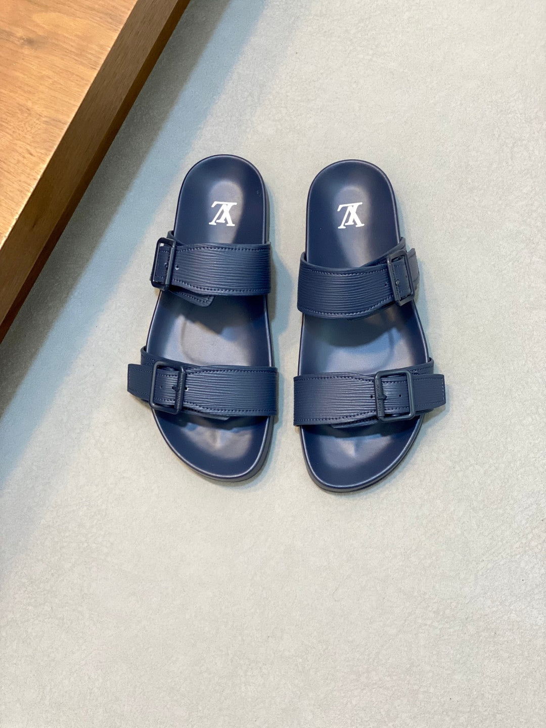 LuxluxHouse Best Quality Sandals Louis Vuitton