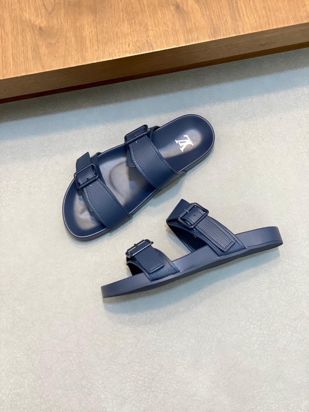LuxluxHouse Best Quality Sandals Louis Vuitton