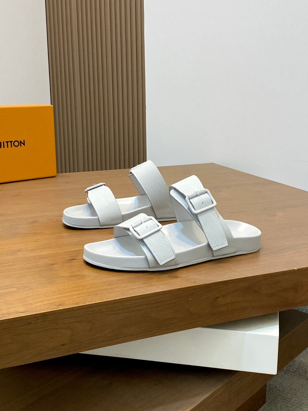 LuxluxHouse Best Quality Sandals Louis Vuitton