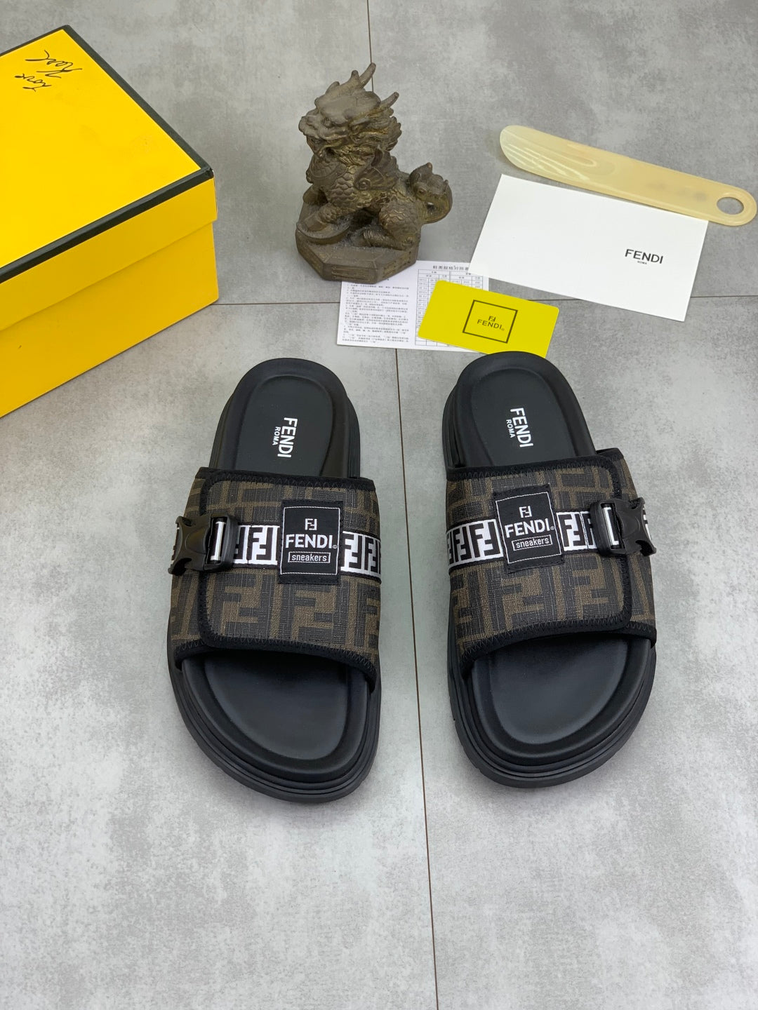 LuxluxHouse Best Quality Sandals Fendi