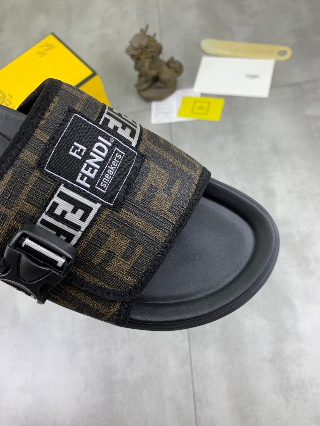 LuxluxHouse Best Quality Sandals Fendi