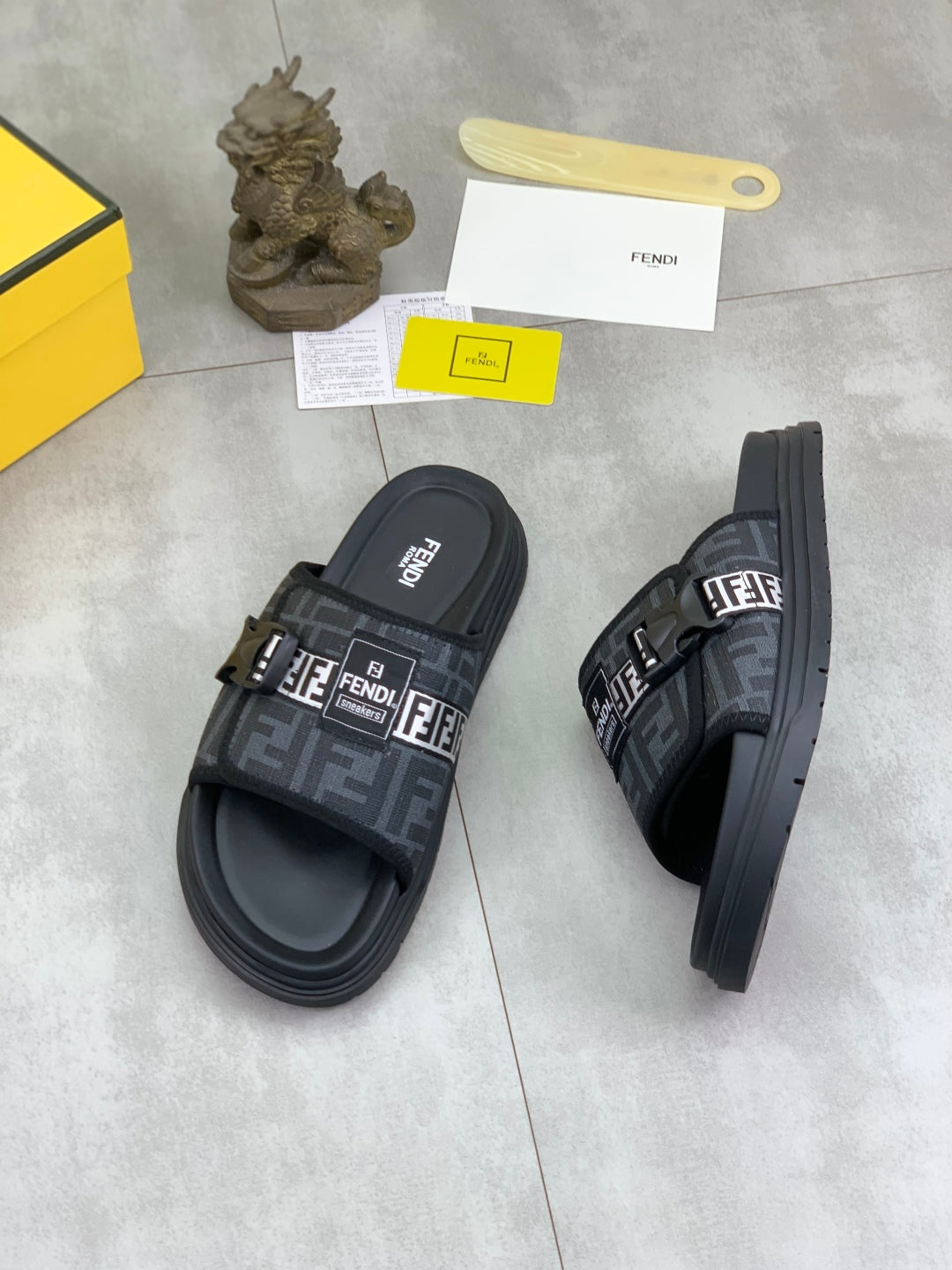 LuxluxHouse Best Quality Sandals Fendi