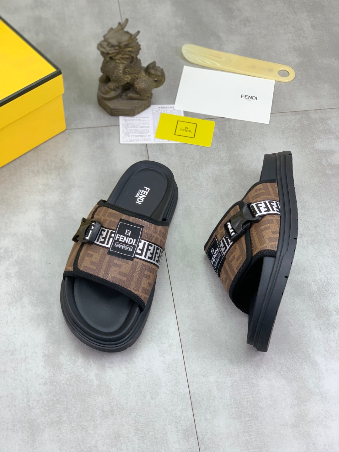 LuxluxHouse Best Quality Sandals Fendi