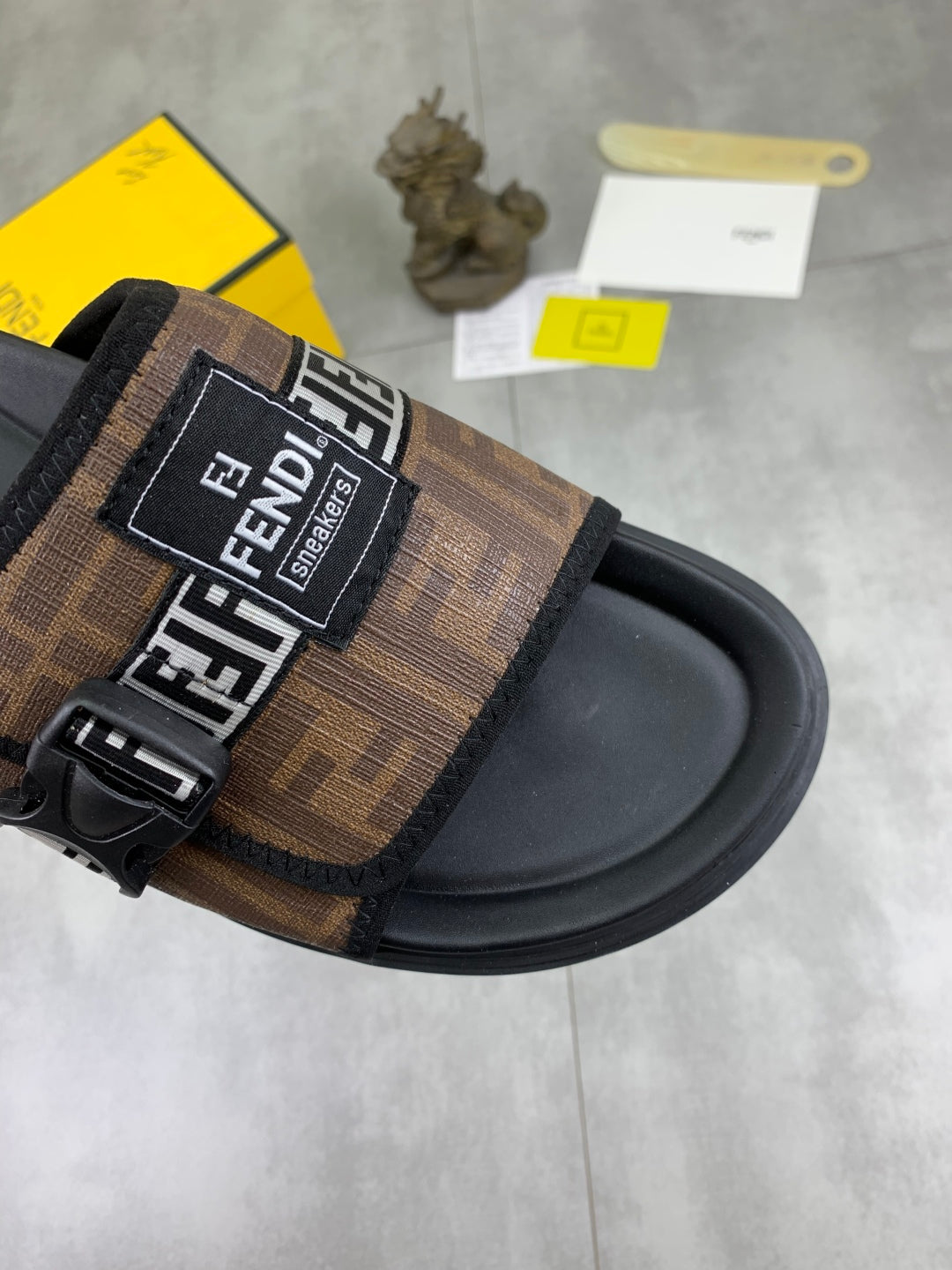 LuxluxHouse Best Quality Sandals Fendi