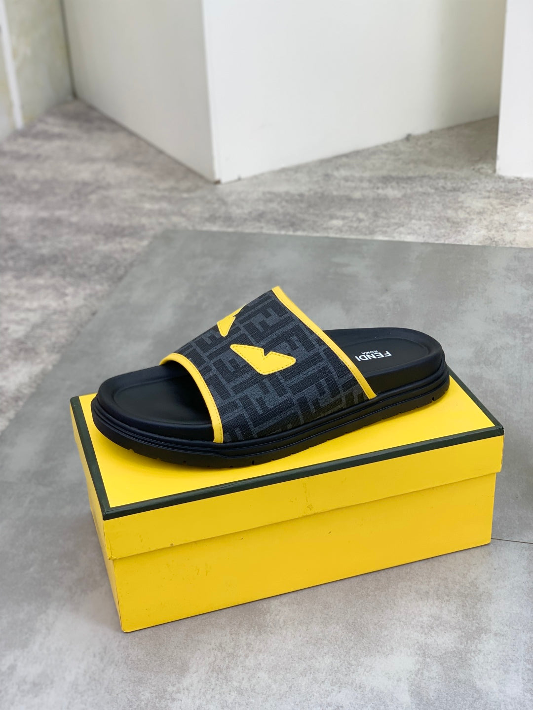 LuxluxHouse Best Quality Sandals Fendi