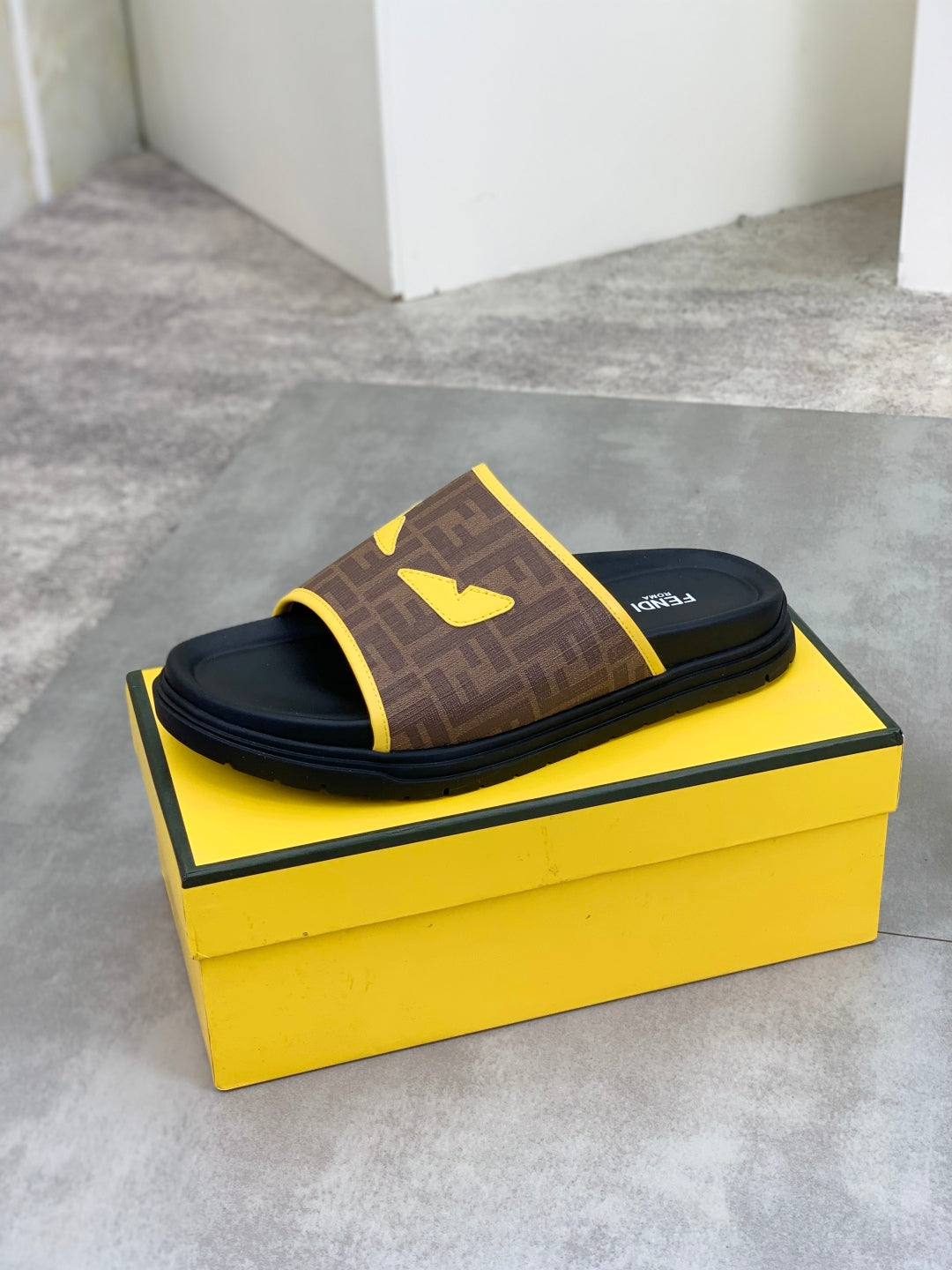 LuxluxHouse Best Quality Sandals Fendi