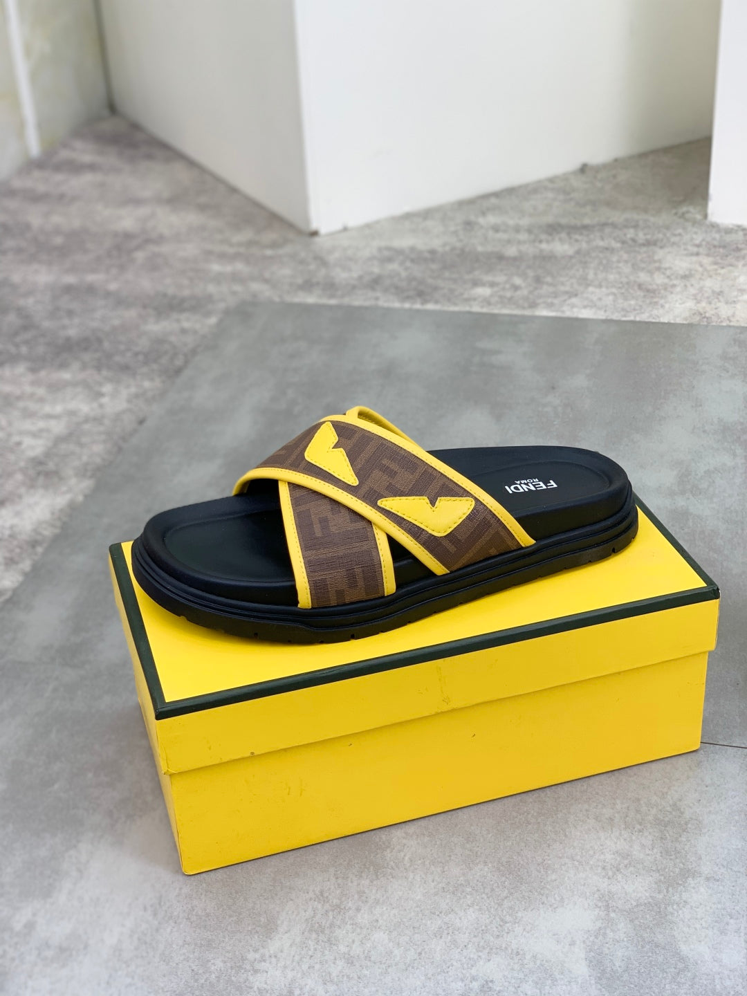 LuxluxHouse Best Quality Sandals Fendi