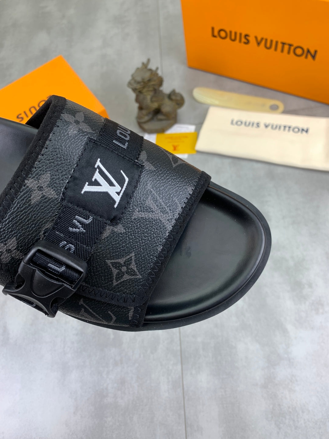 LuxluxHouse Best Quality Sandals Louis Vuitton
