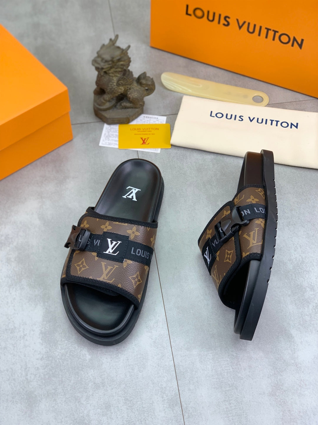 LuxluxHouse Best Quality Sandals Louis Vuitton