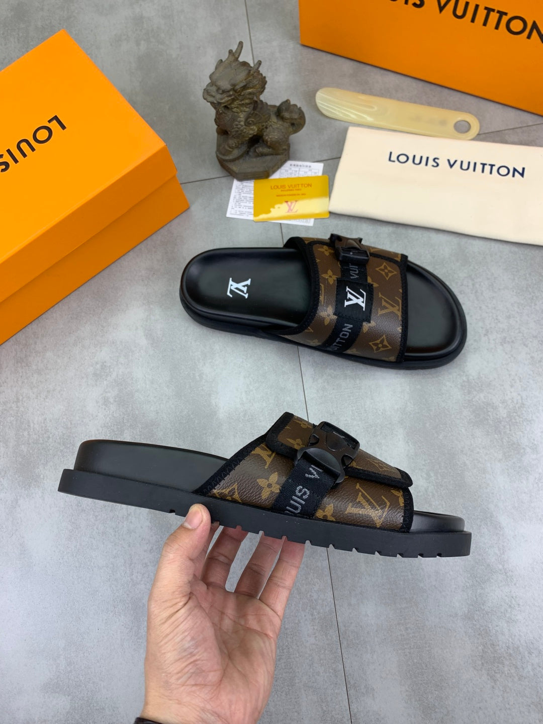 LuxluxHouse Best Quality Sandals Louis Vuitton