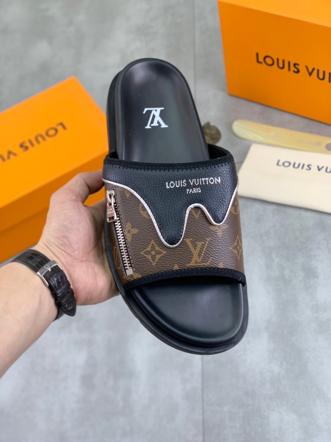 LuxluxHouse Best Quality Sandals Louis Vuitton