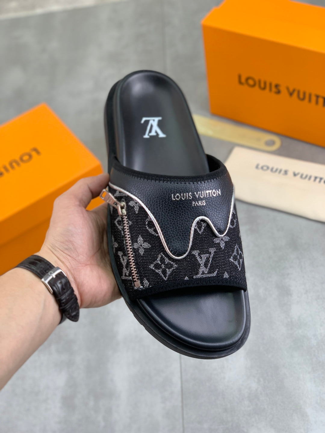 LuxluxHouse Best Quality Sandals Louis Vuitton