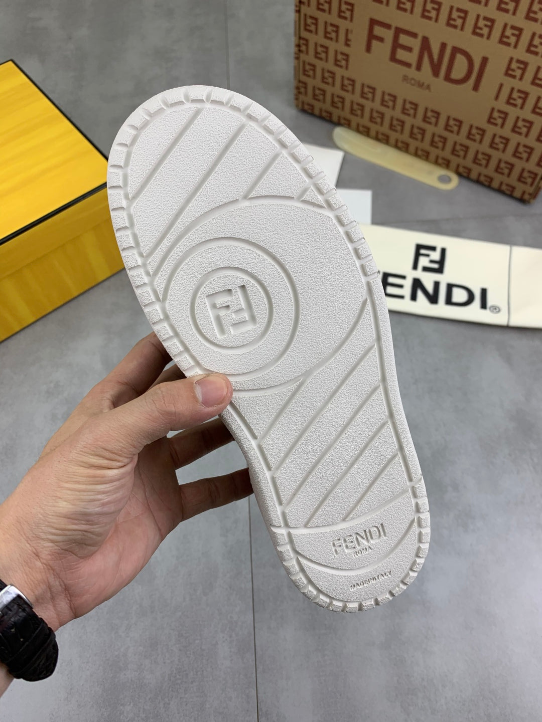 LuxluxHouse Best Quality Shoes Fendi