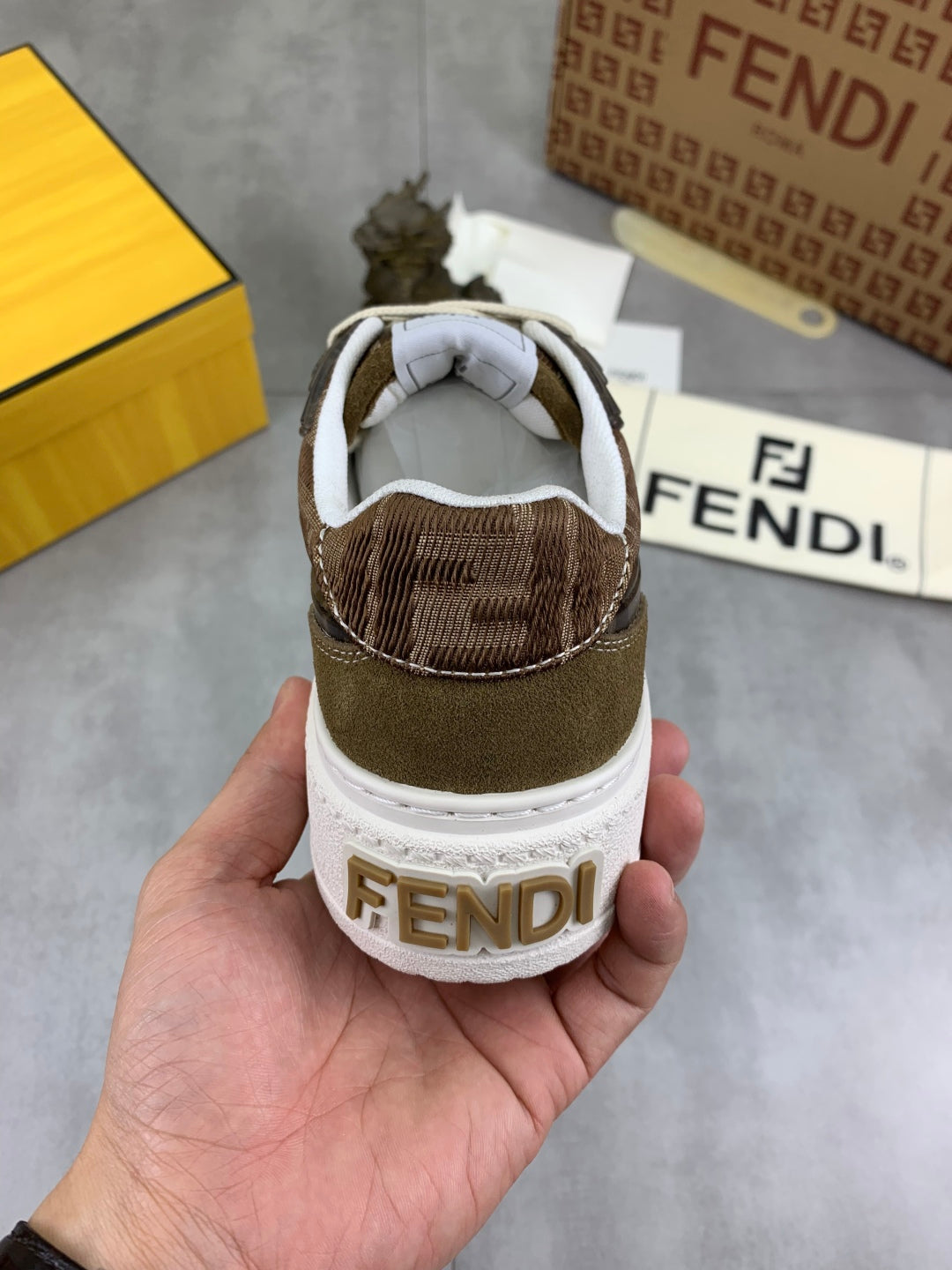 LuxluxHouse Best Quality Shoes Fendi