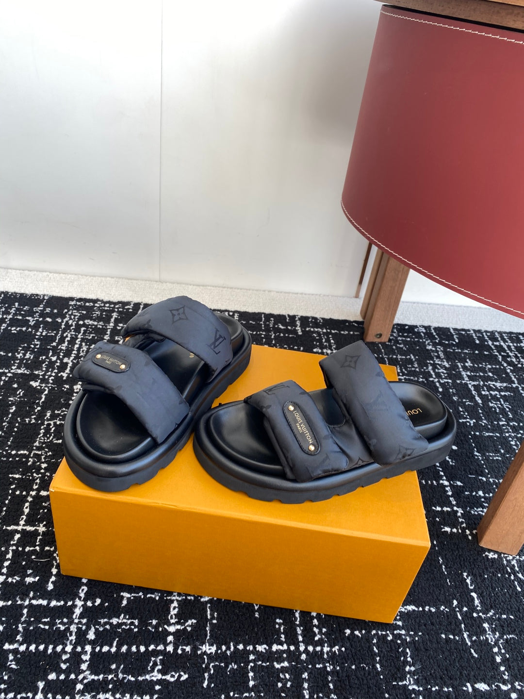 LuxluxHouse Best Quality Sandals Louis Vuitton