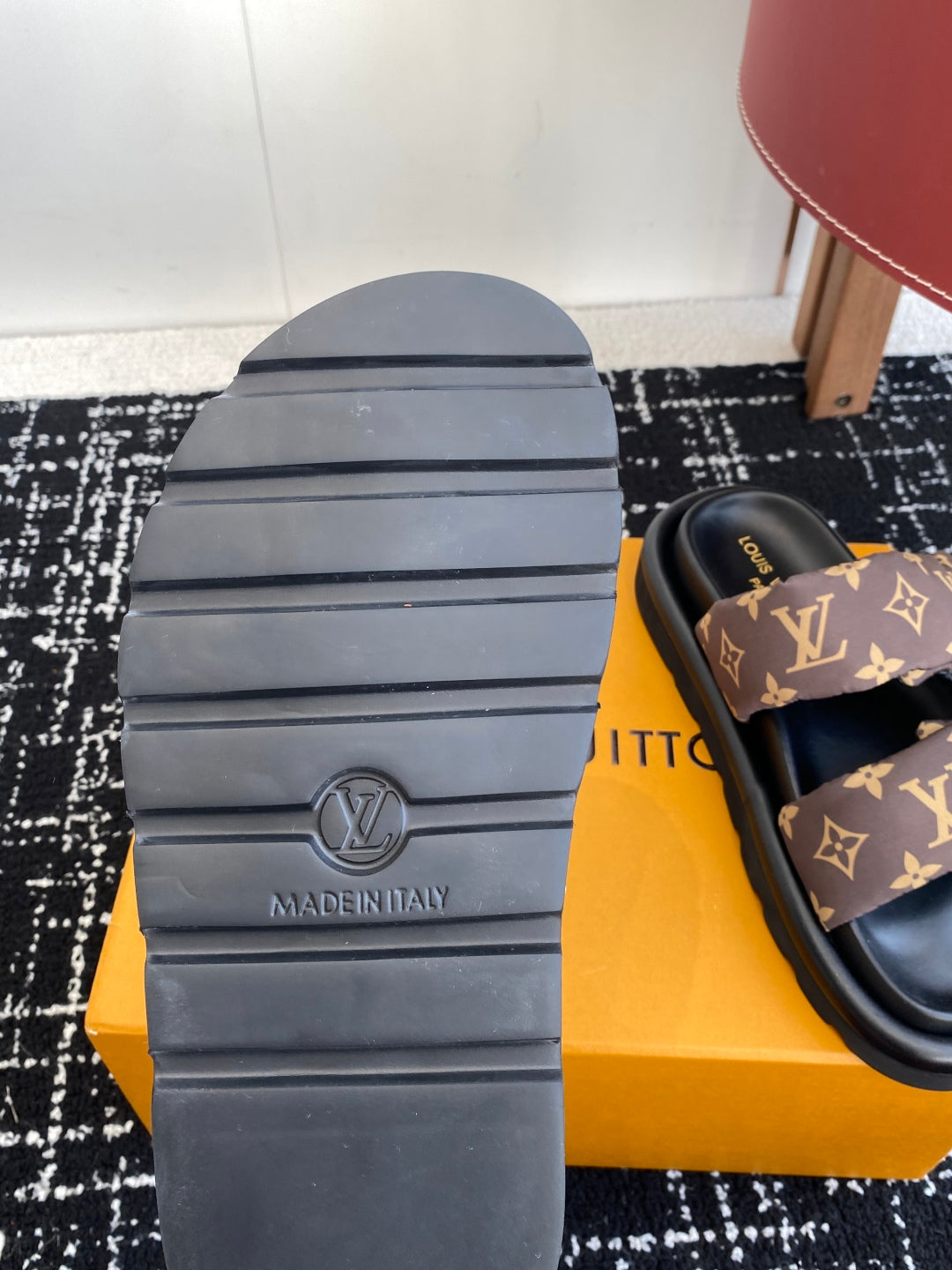 LuxluxHouse Best Quality Sandals Louis Vuitton
