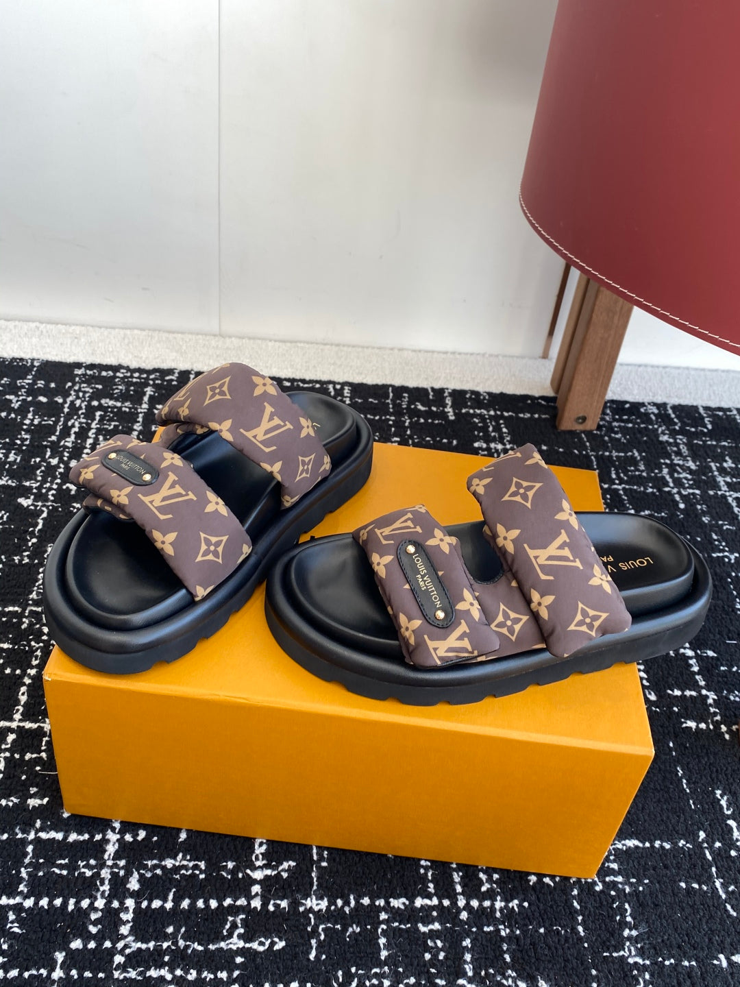 LuxluxHouse Best Quality Sandals Louis Vuitton