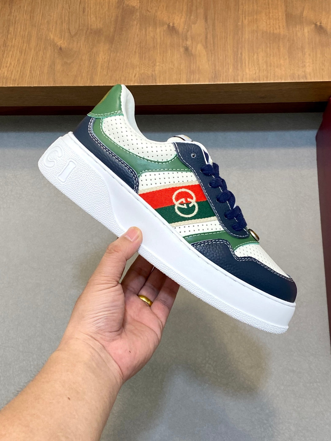 LuxluxHouse Best Quality Shoes Gucci