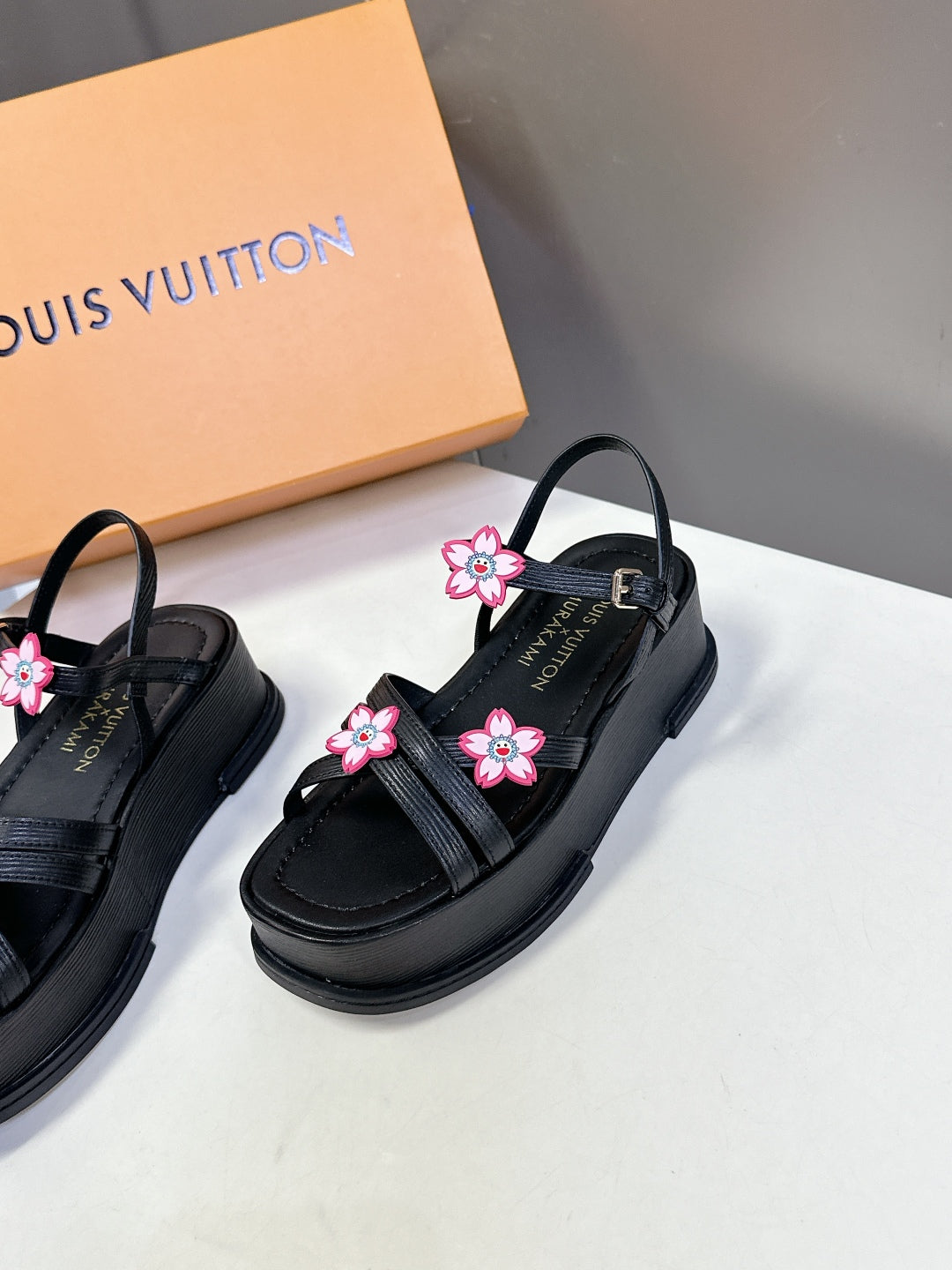 LuxluxHouse Best Quality Women Shoes Louis Vuitton