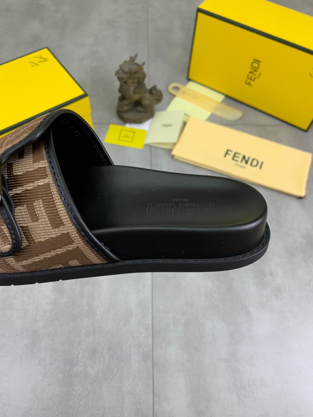 LuxluxHouse Best Quality Sandals Fendi