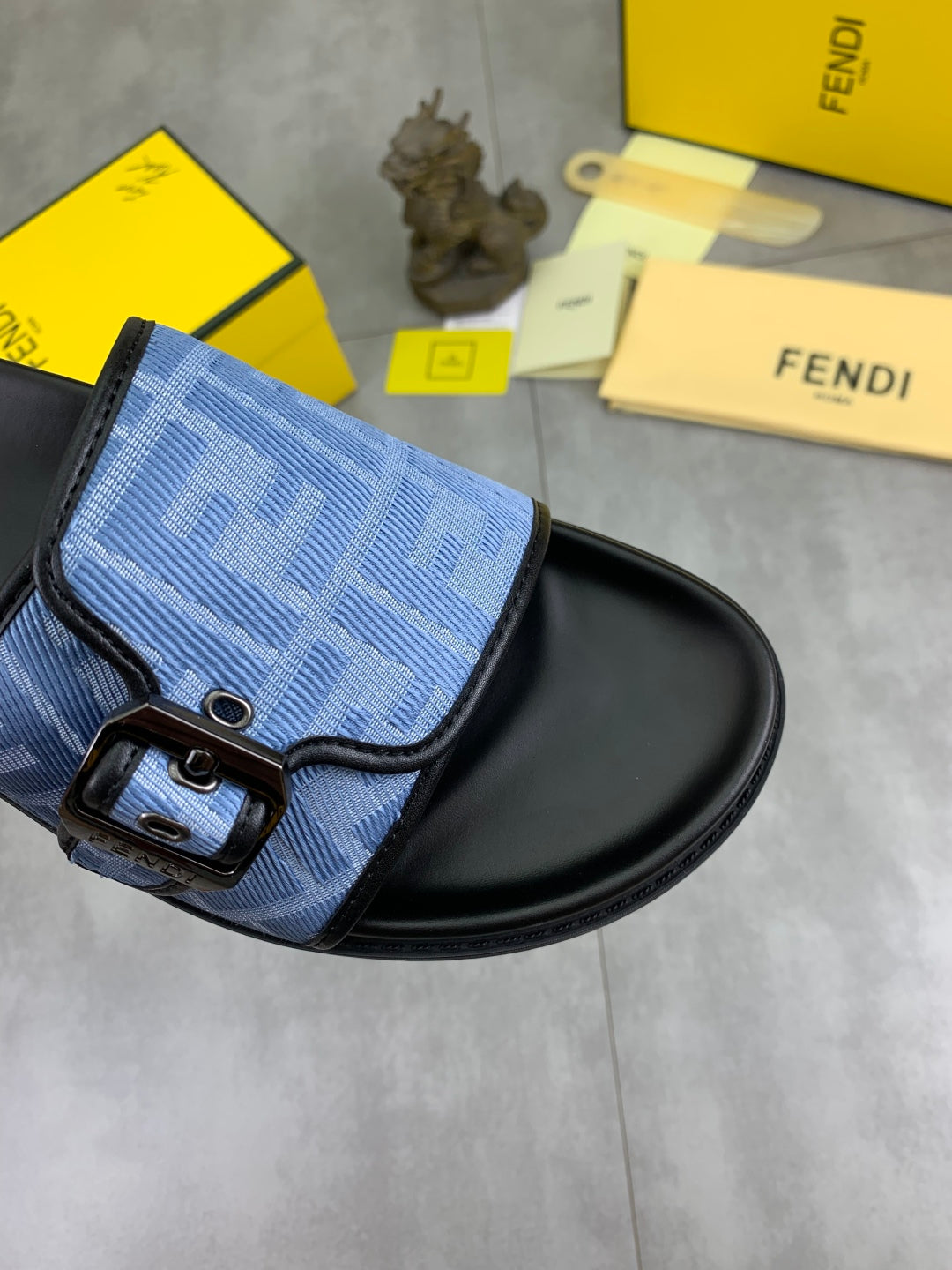 LuxluxHouse Best Quality Sandals Fendi