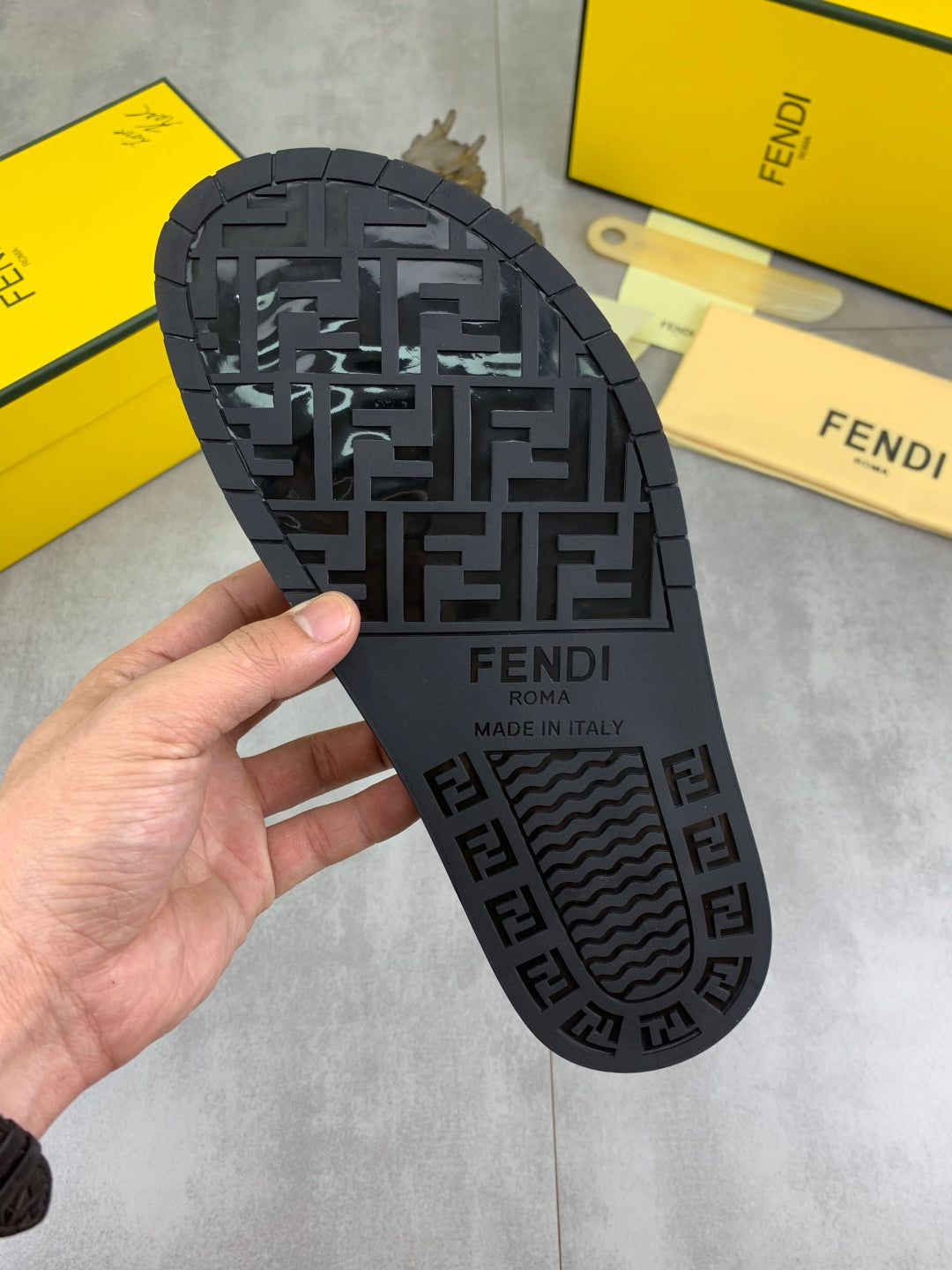 LuxluxHouse Best Quality Sandals Fendi