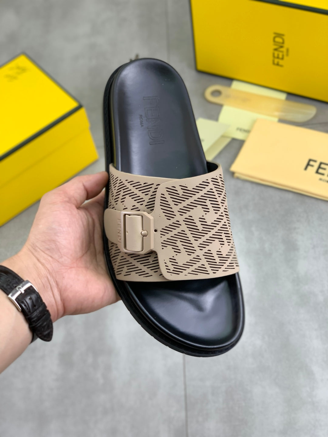 LuxluxHouse Best Quality Sandals Fendi