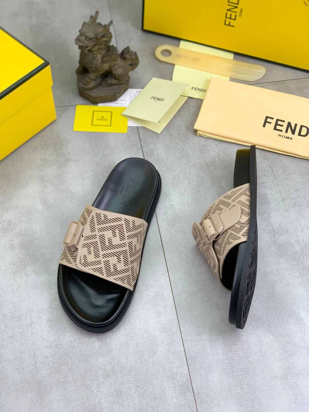 LuxluxHouse Best Quality Sandals Fendi
