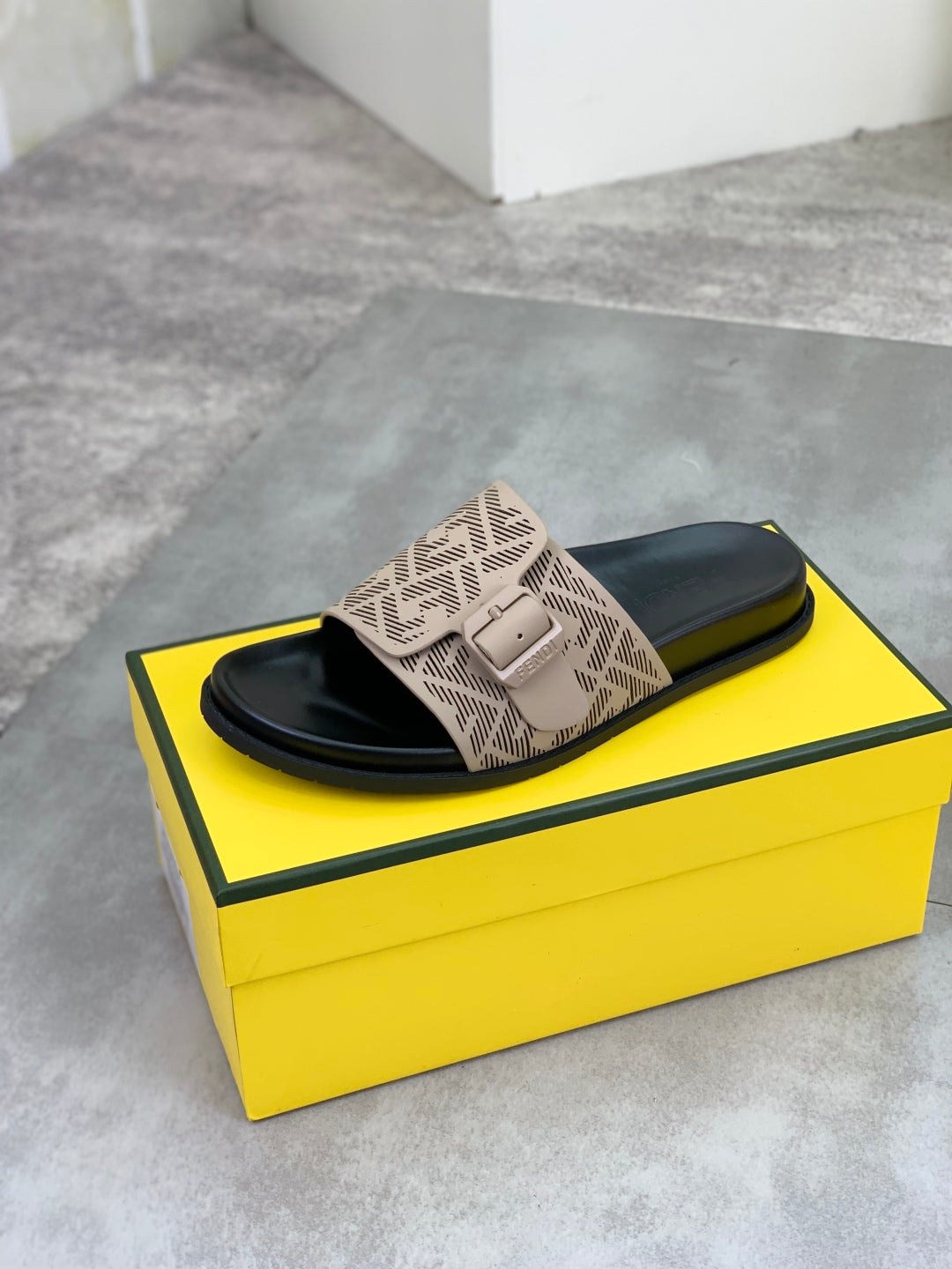 LuxluxHouse Best Quality Sandals Fendi