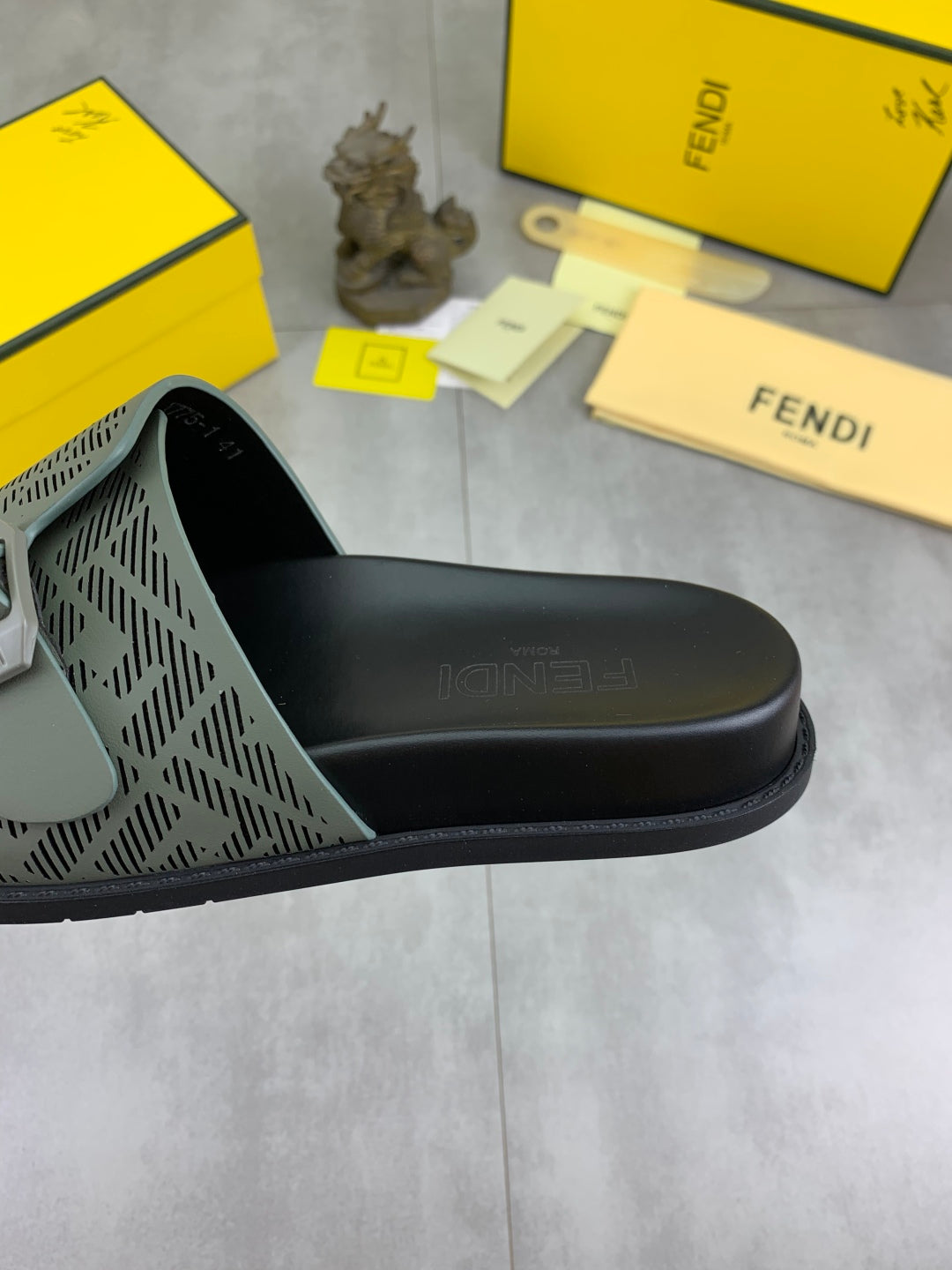 LuxluxHouse Best Quality Sandals Fendi