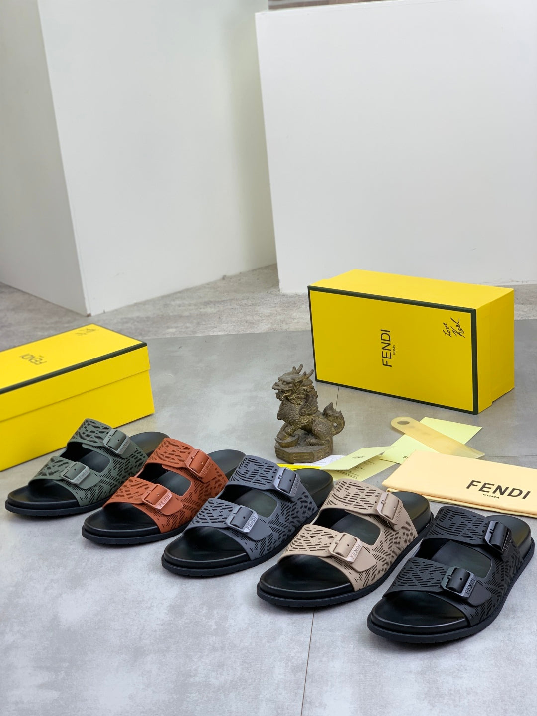 LuxluxHouse Best Quality Sandals Fendi