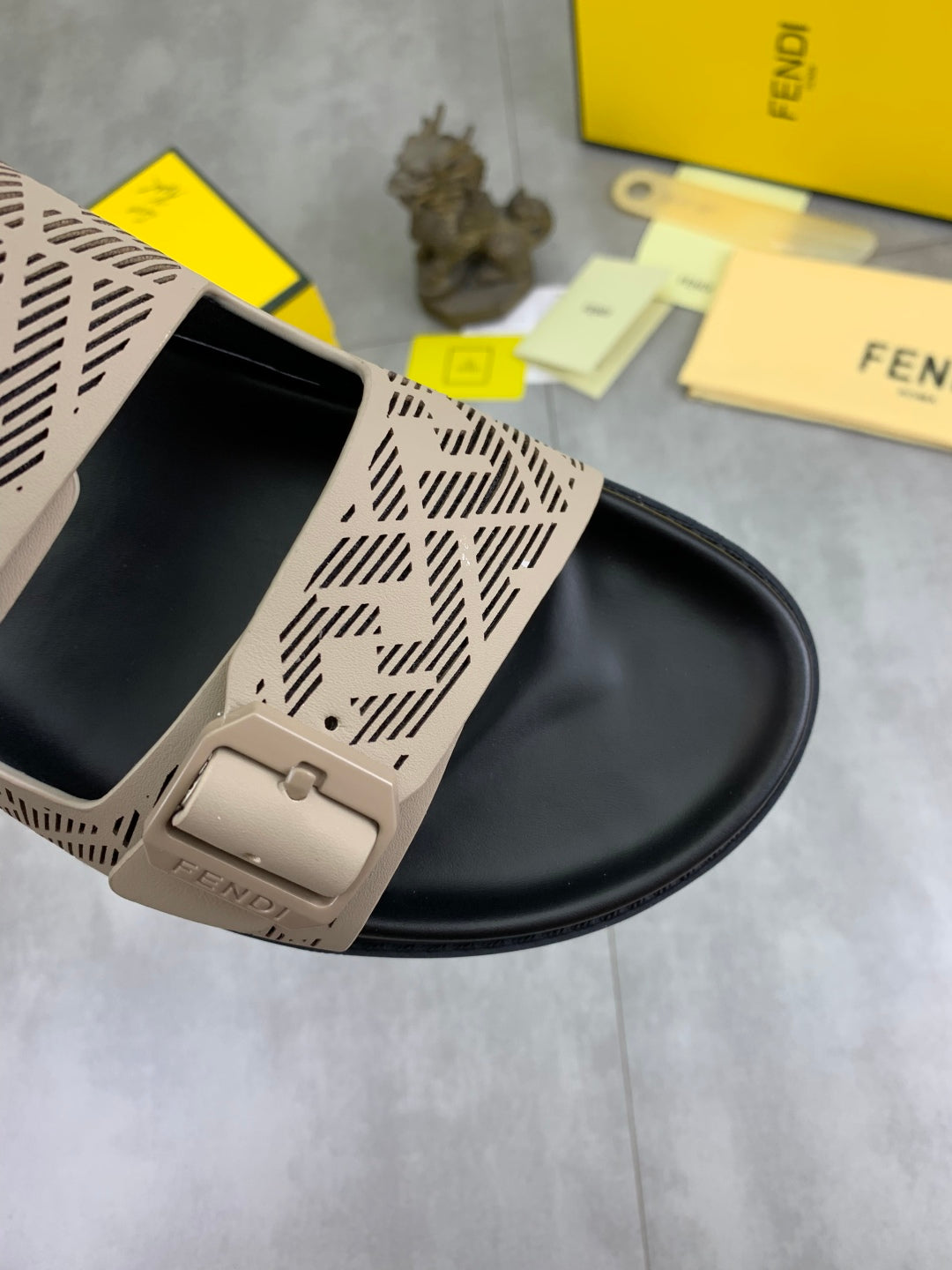 LuxluxHouse Best Quality Sandals Fendi