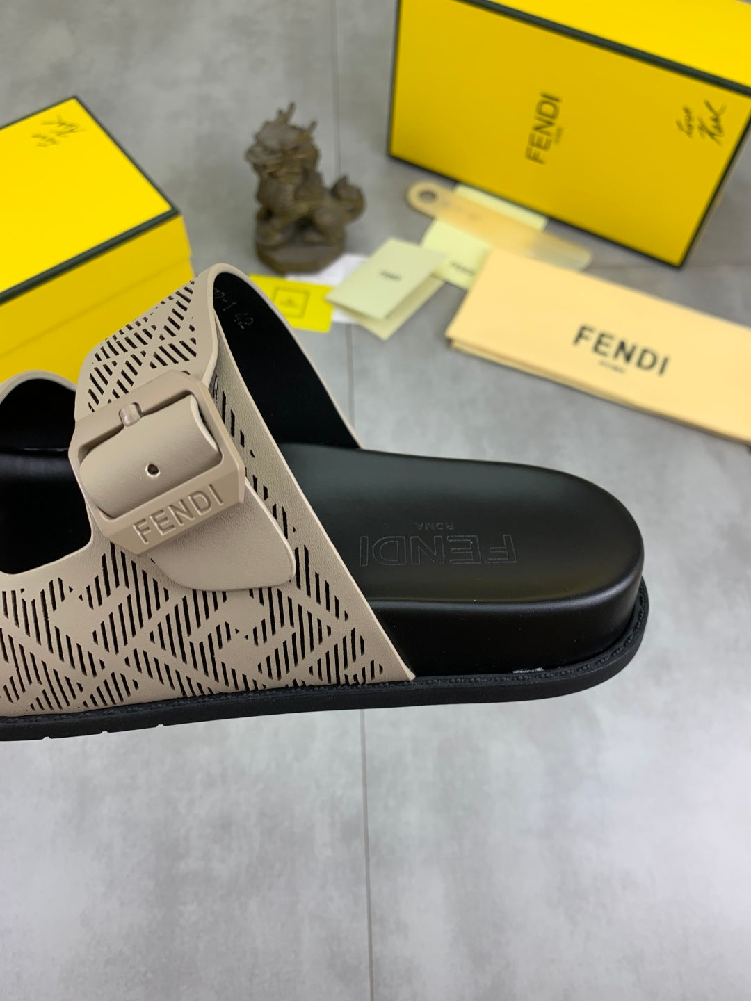 LuxluxHouse Best Quality Sandals Fendi
