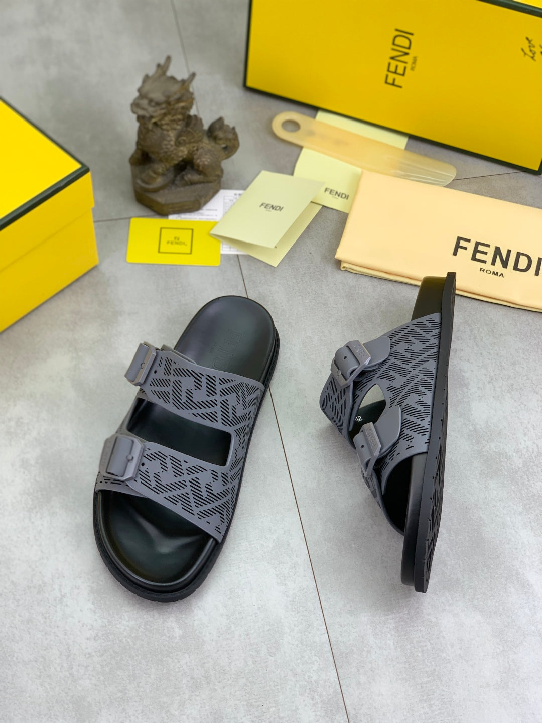LuxluxHouse Best Quality Sandals Fendi