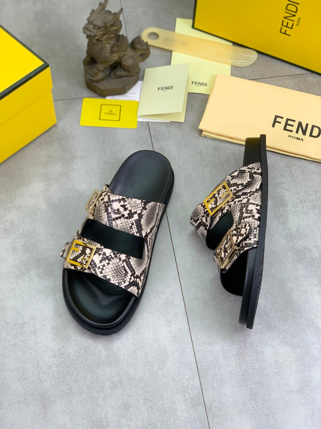 LuxluxHouse Best Quality Sandals Fendi