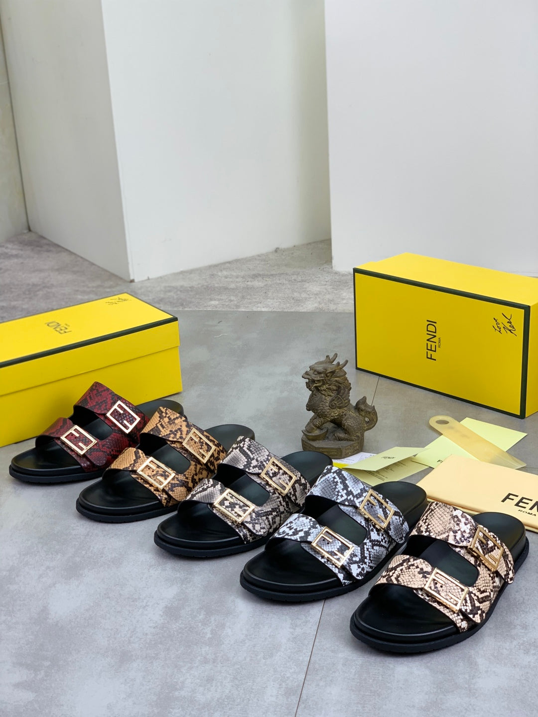 LuxluxHouse Best Quality Sandals Fendi