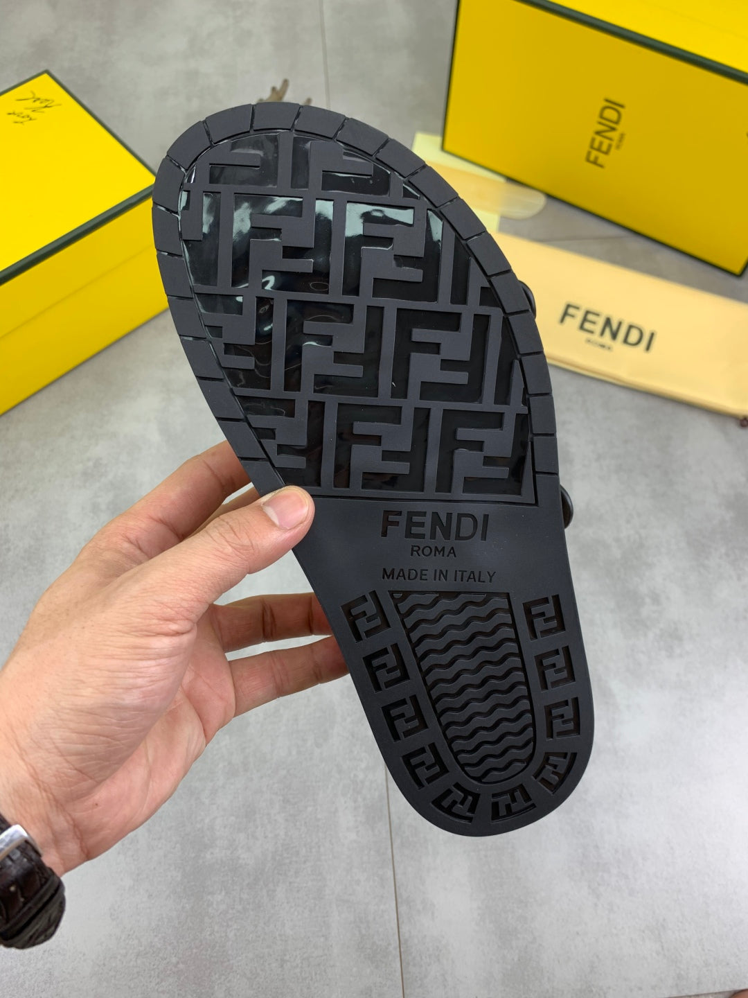 LuxluxHouse Best Quality Sandals Fendi