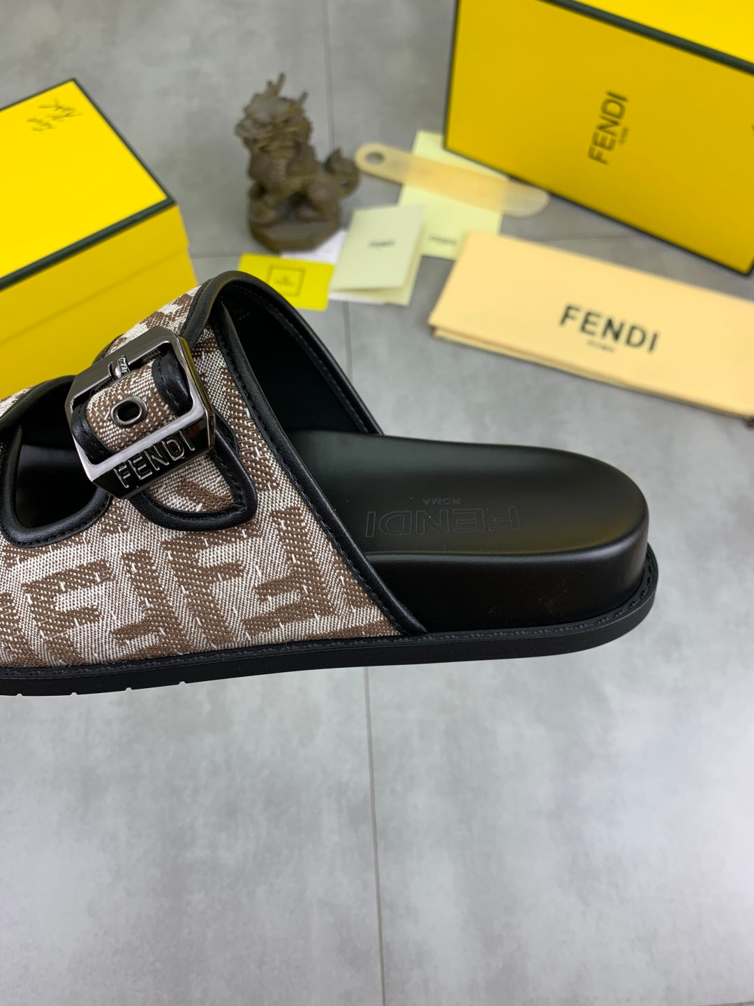 LuxluxHouse Best Quality Sandals Fendi
