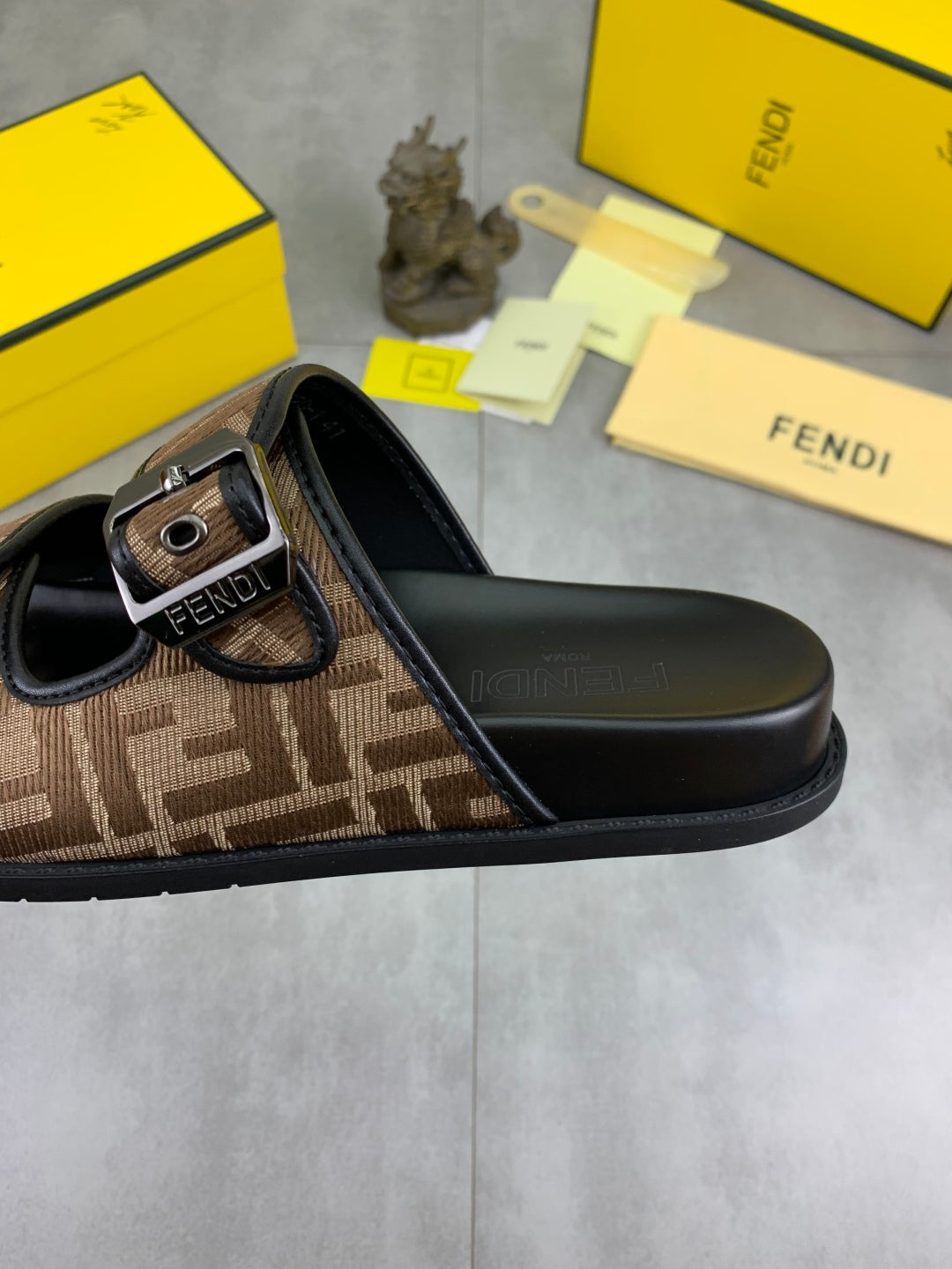 LuxluxHouse Best Quality Sandals Fendi