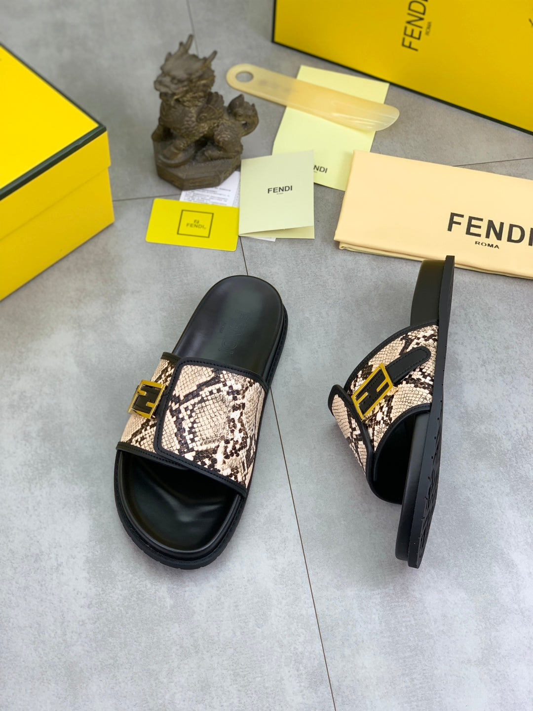 LuxluxHouse Best Quality Sandals Fendi