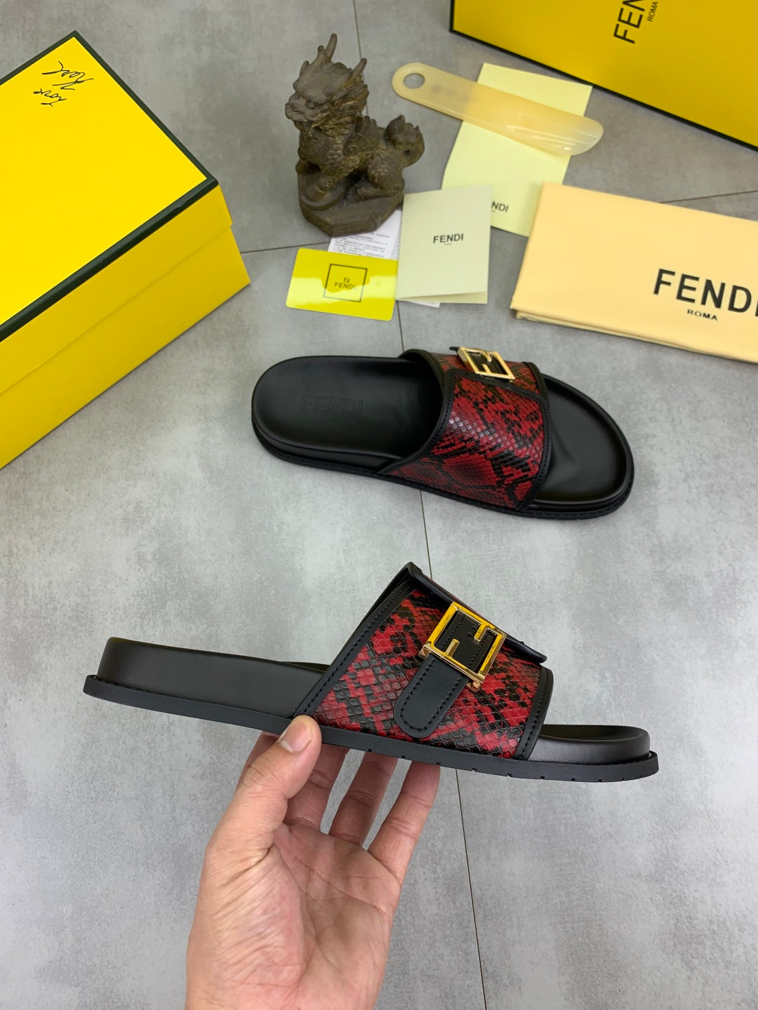 LuxluxHouse Best Quality Sandals Fendi