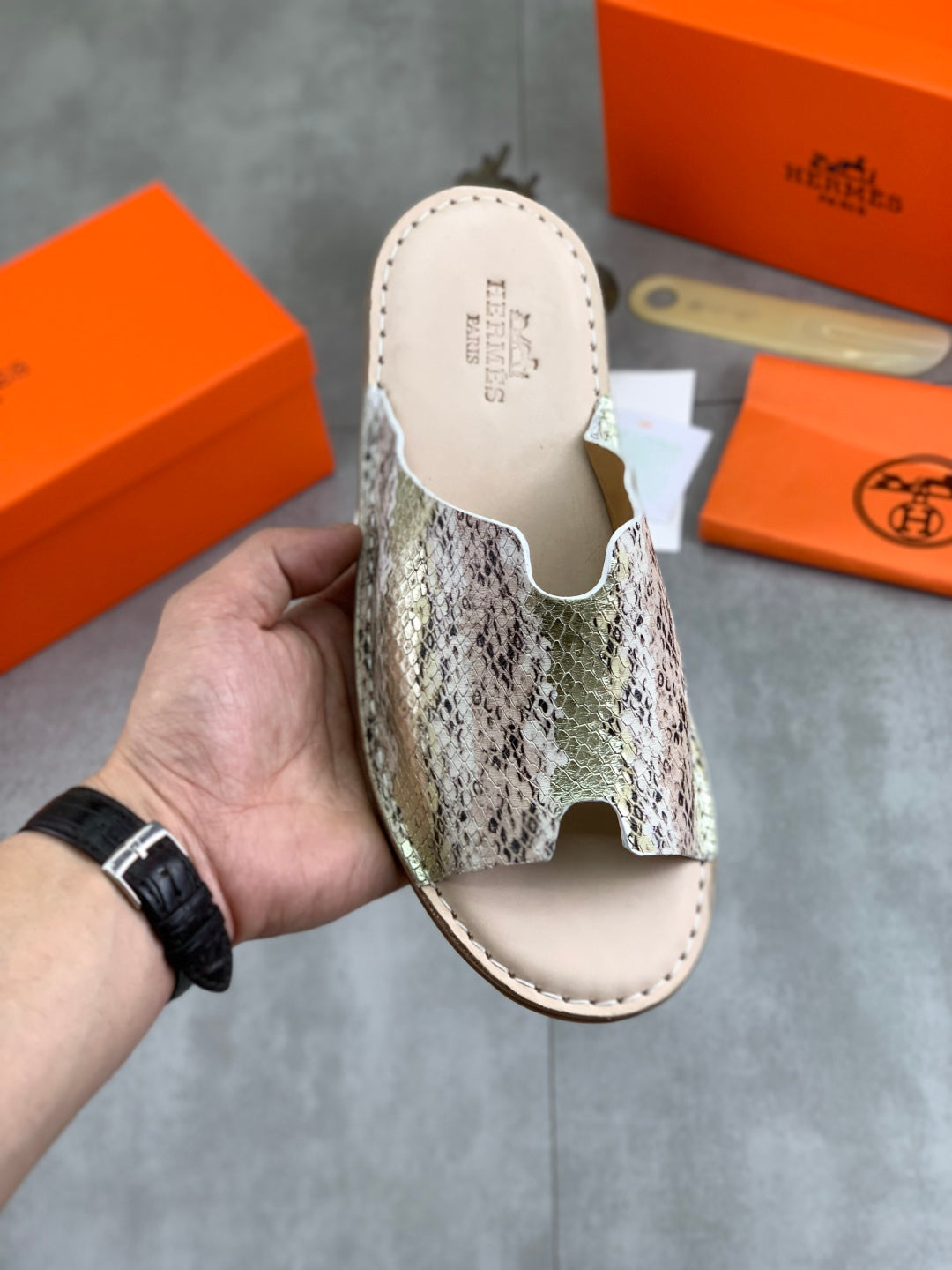 LuxluxHouse Best Quality Shoes Hermes