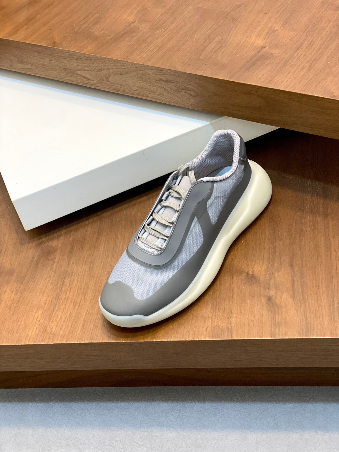 LuxluxHouse Best Quality Shoes Prada